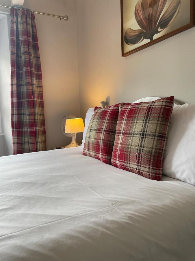 The Sun Inn At Hook Norton Екстер'єр фото
