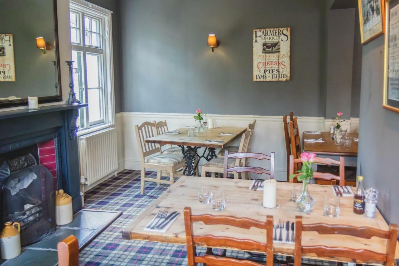 The Sun Inn At Hook Norton Екстер'єр фото